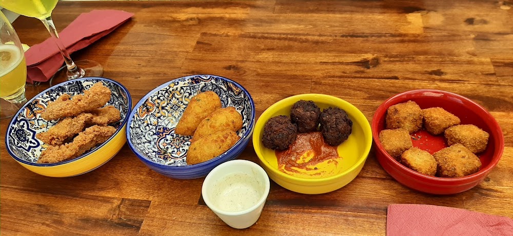 Variété de tapas fraîches du moment